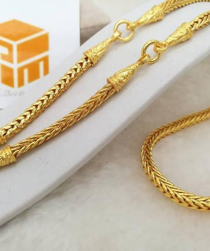 สร้อยคอลายสี่เสา แขวนพระ 3ห่วง หนัก 2 บาท