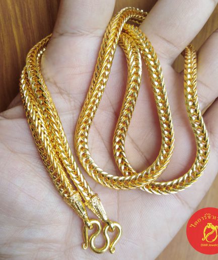 สร้อยคอลายสี่เสา หนัก 5 บาท ยาว 24 นิ้ว