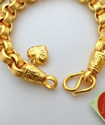 สร้อยข้อมือทองโคลนนิ่งหนัก 3 บาท ลายทาโร่จี้หัวใจ