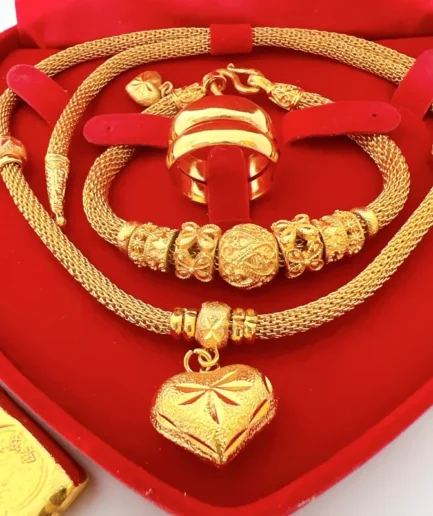 ชุดเครื่องประดับทองโคลนนิ่งน้ำหนักรวม 4 บาท ลายชีฟอง